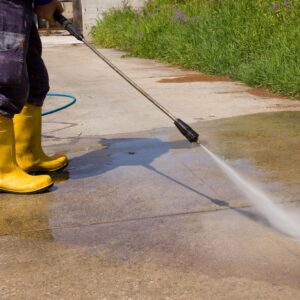 Pressurewashing